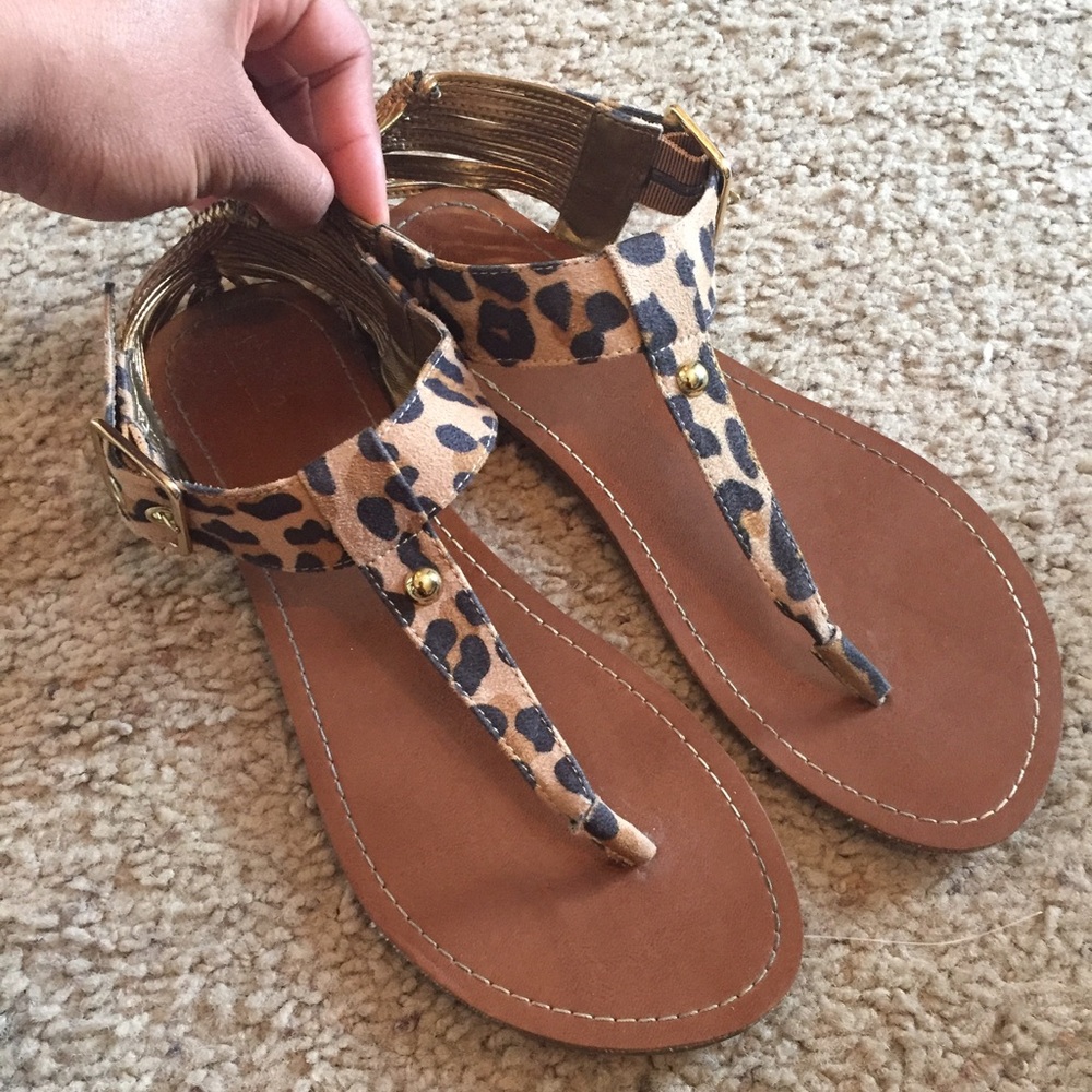Mossimo Supply Co Tan Sandals T-Strap Flat